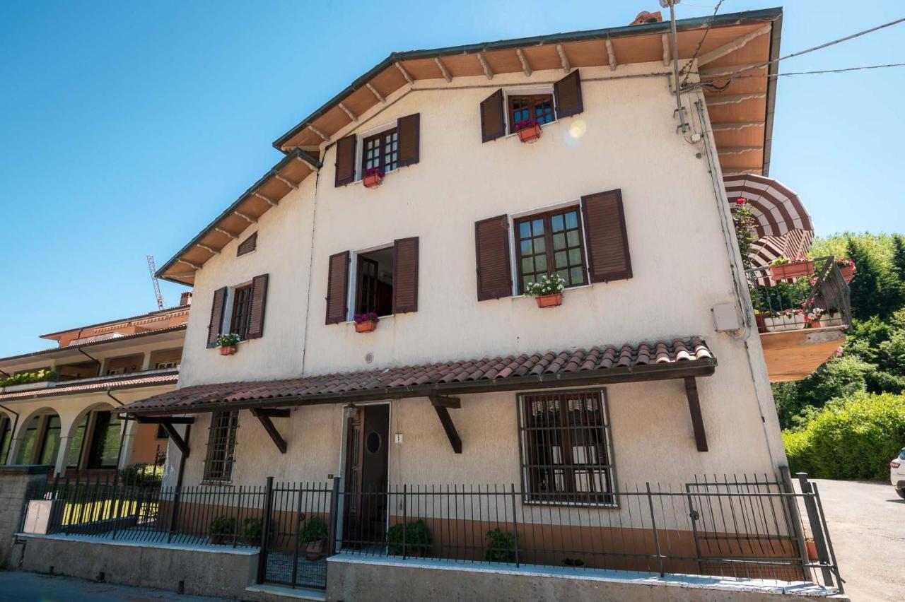 Casa Vacanze Dante Bed and Breakfast Gorfigliano Esterno foto